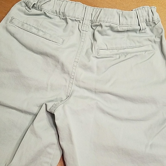 Shorts - Picture 3 of 3